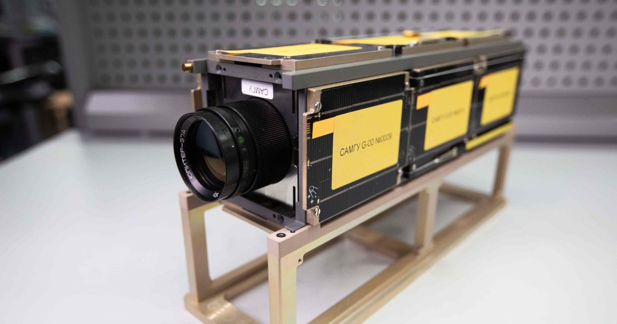 HyperSCAN CubeSat Hyperspectral Imager